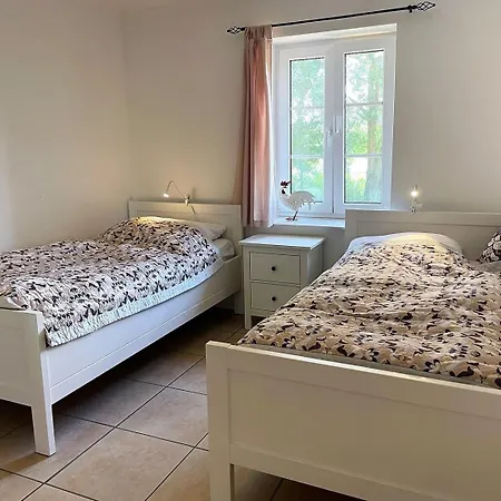 Wohlfuehl-zuhause Fuer Hund Und Mensch Rodenäs