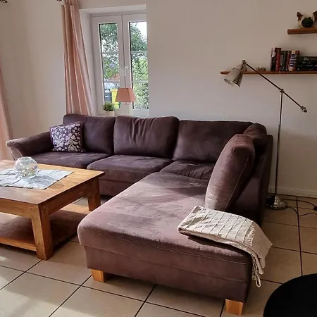 Wohlfühl-zuhause Für Hund Und Mensch Rodenäs